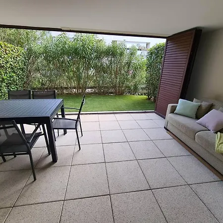Apartament Superbe T2, A 5 Min De La Plage, Avec Garage *
