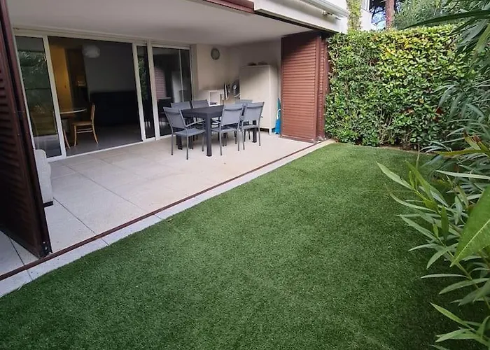 Superbe T2, A 5 Min De La Plage, Avec Garage Appartement